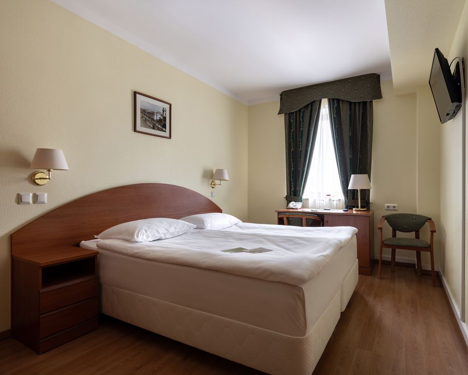 Достоевский — Двухместный номер с 2 отдельными кроватями или 1 двуспальной кроватью стандарт