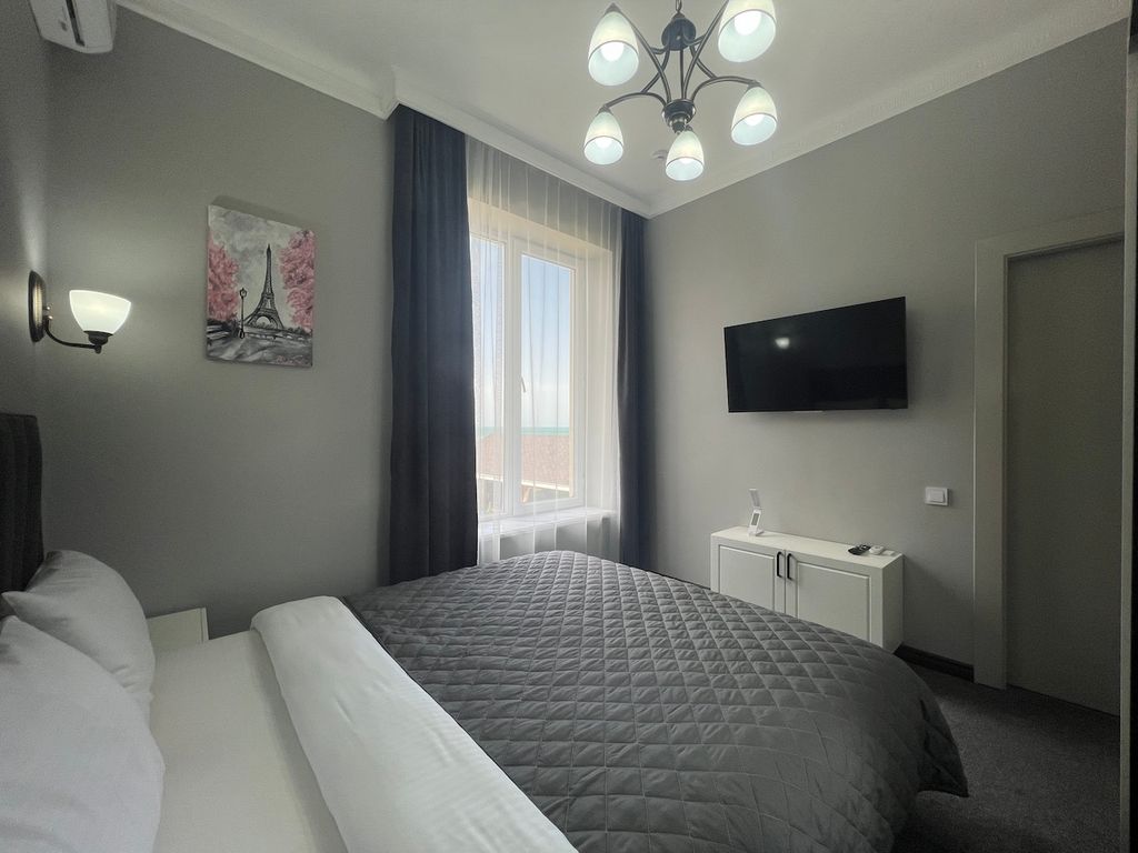 Villa — Трёхместный номер Джуниор Сюит Плюс с видом на море