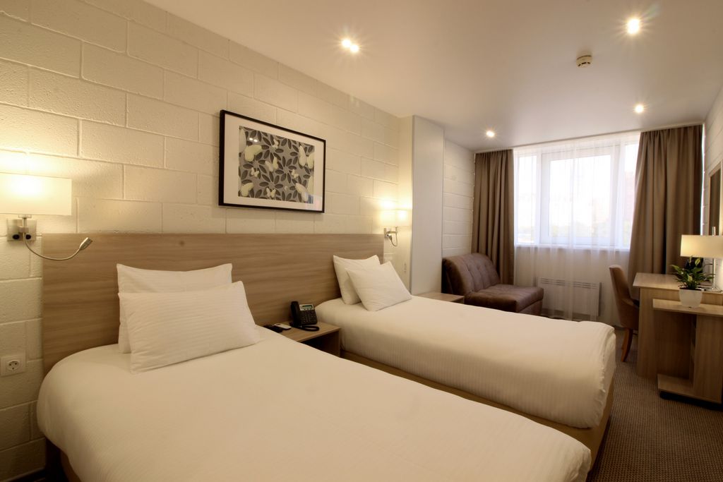 Time — Двухместный номер с 2 отдельными кроватями первой категории