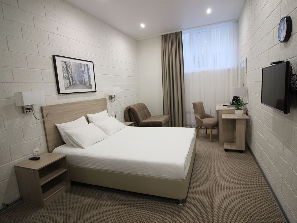 Time — Двухместный номер с 1 кроватью первой категории для гостей с ограниченными возможностями