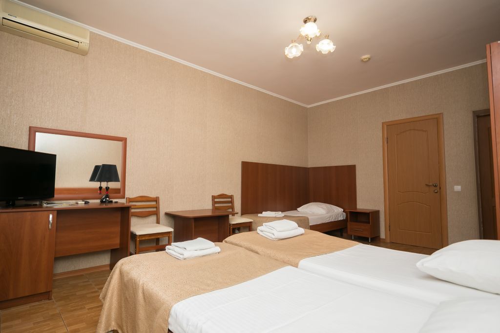 Экодом Фэмили — Трёхместный номер стандарт