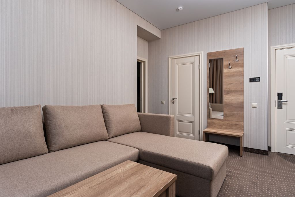 Трианон — Семейный номер двухкомнатный семейный без балкона