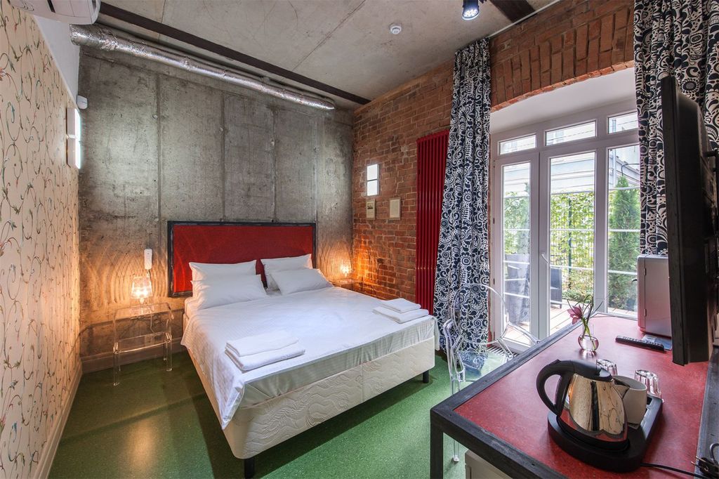 Бронзовый Кабан — Двухместный номер с 1 кроватью Комфорт с патио