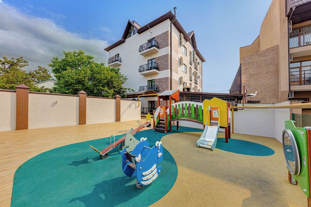 Баринъ — Семейный номер без балкона мансардный