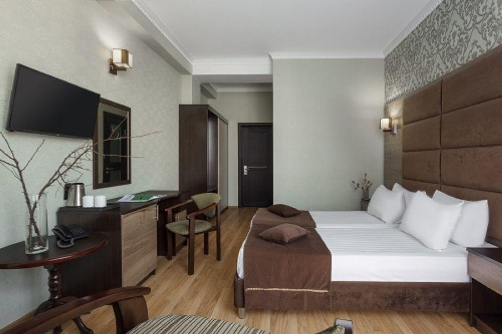 Pontos Family Resort Hotel — Двухместный номер с 1 кроватью стандарт с видом на бассейн с 1 дополнительным местом