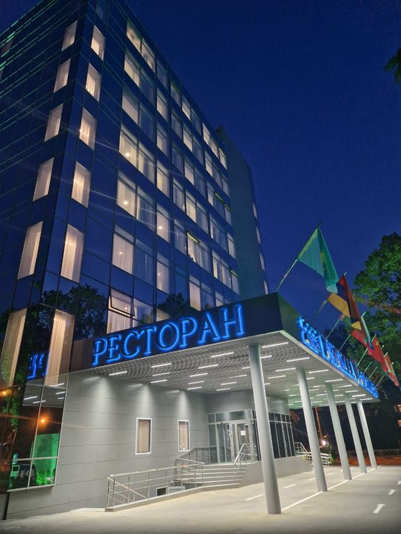 Кристалл — Двухместный номер с 1 кроватью люкс панорама