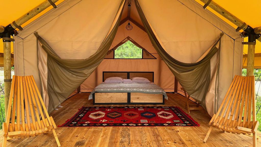 Caspian camp — Сафари-тент Глэмпинг (2 взрослых)