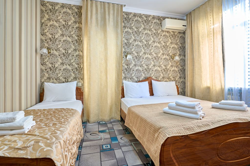 Эльбрус — Трёхместный номер стандарт