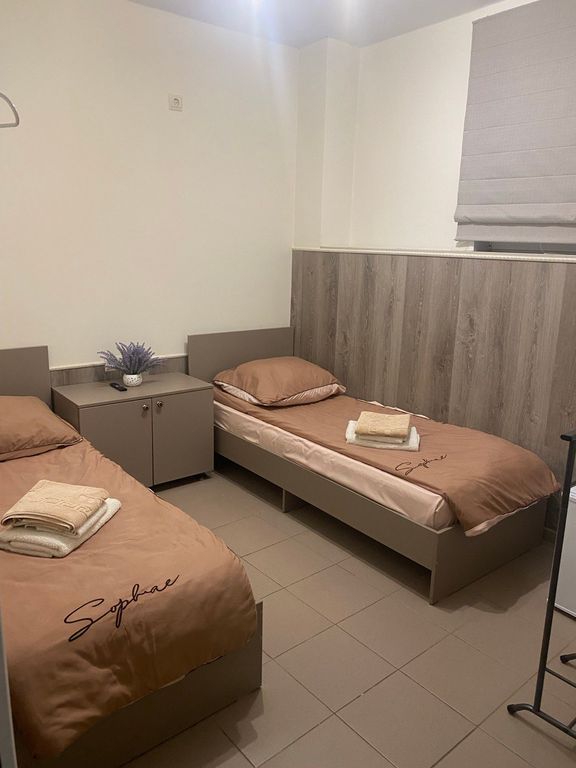 Шесть Гор — Двухместный номер с 2 отдельными кроватями №2 Железная