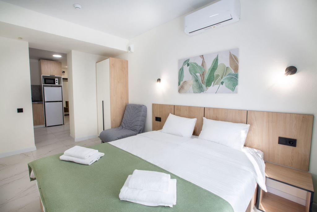 Лес — Двухместный номер с 2 отдельными кроватями стандарт с видом на горы