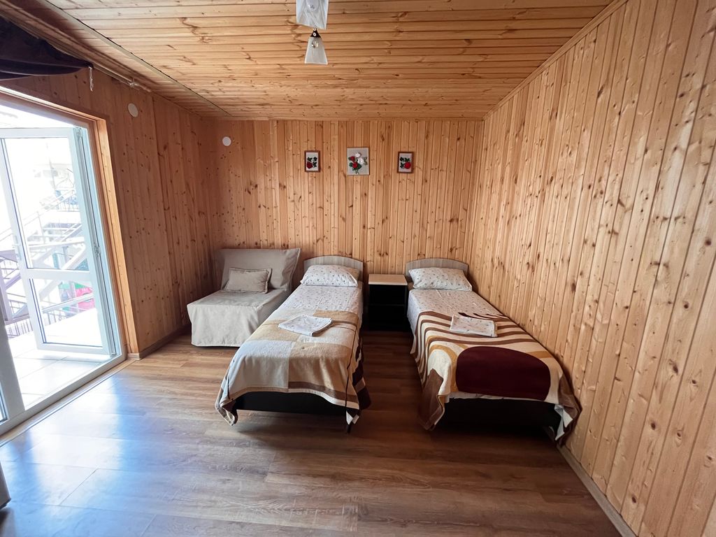 Дарья+ — Трёхместный номер эко с раздельными кроватями