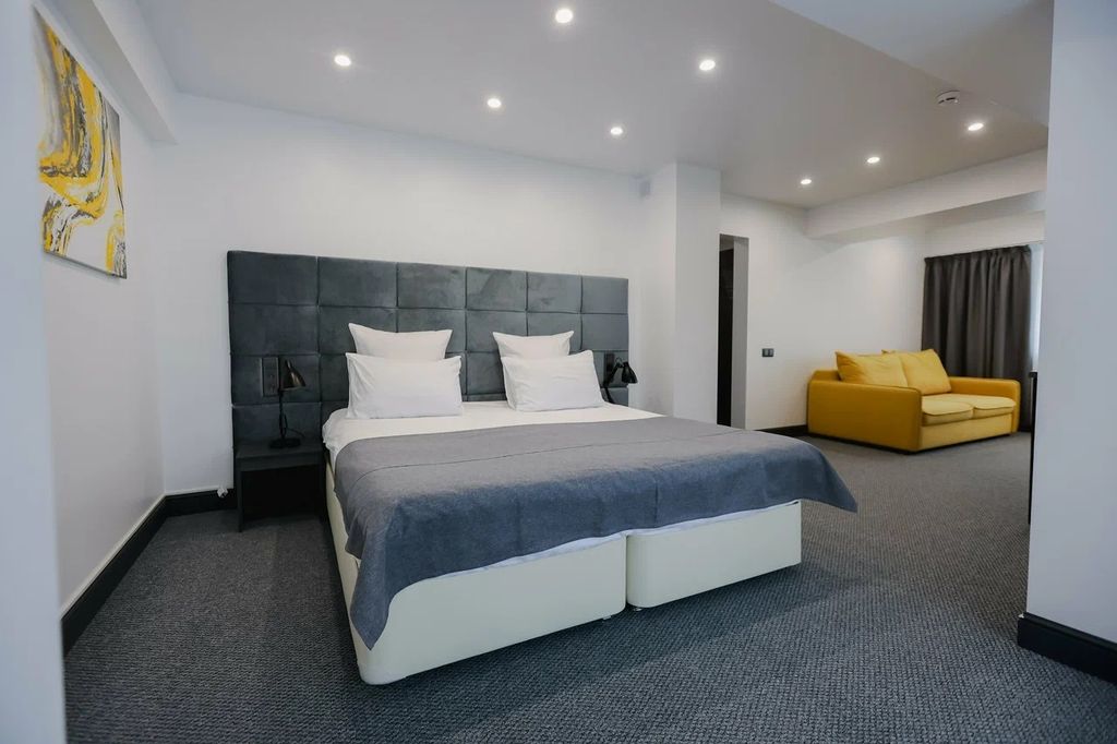 Гейзер — Трёхместный номер Комфорт плюс