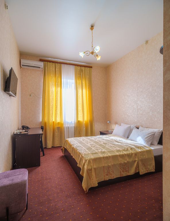 Лорд — Двухместный номер с 1 кроватью стандарт с кроватью queen-size