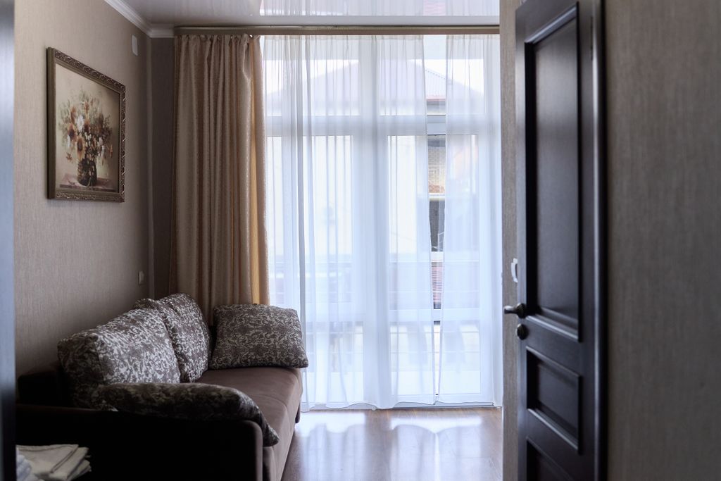 Paradise — Семейный номер улучшенный с видом на город