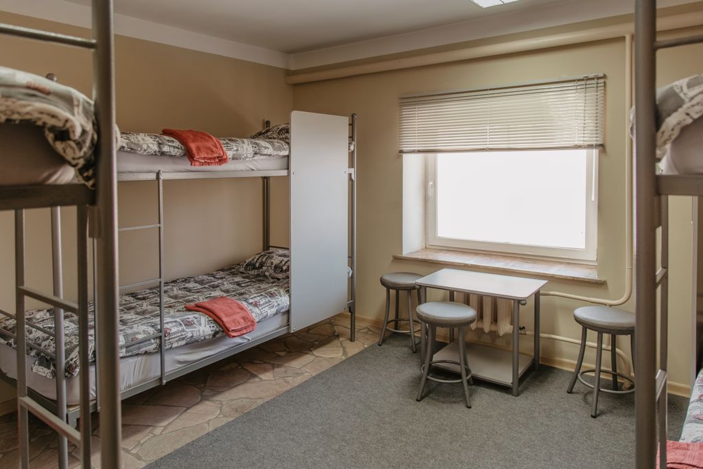 Inn Irkutsk — Многоместный мужской номер Койко-место в 6-местном общем мужском номере