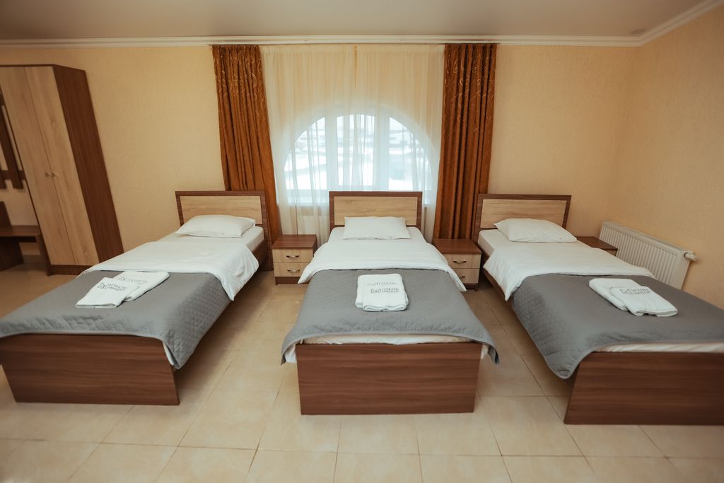 Михеев — Апартаменты трехместный стандарт