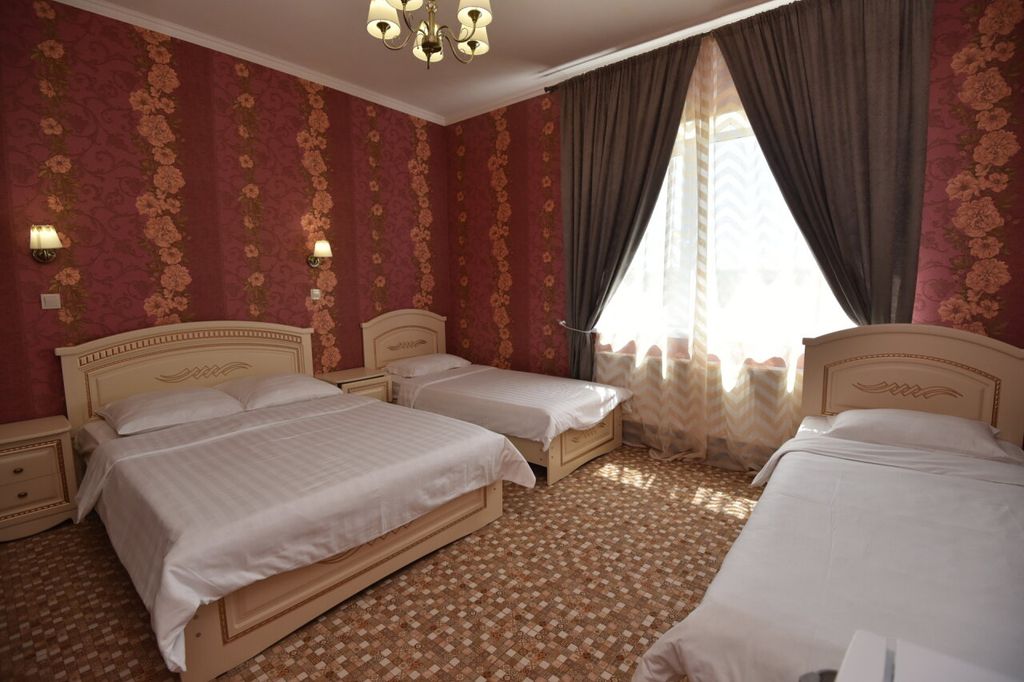 Кострома — Четырёхместный номер Люксы на втором и третьем этаже