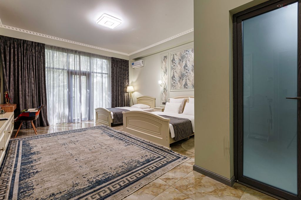 Ночной квартал — Семейный номер делюкс с лоджией