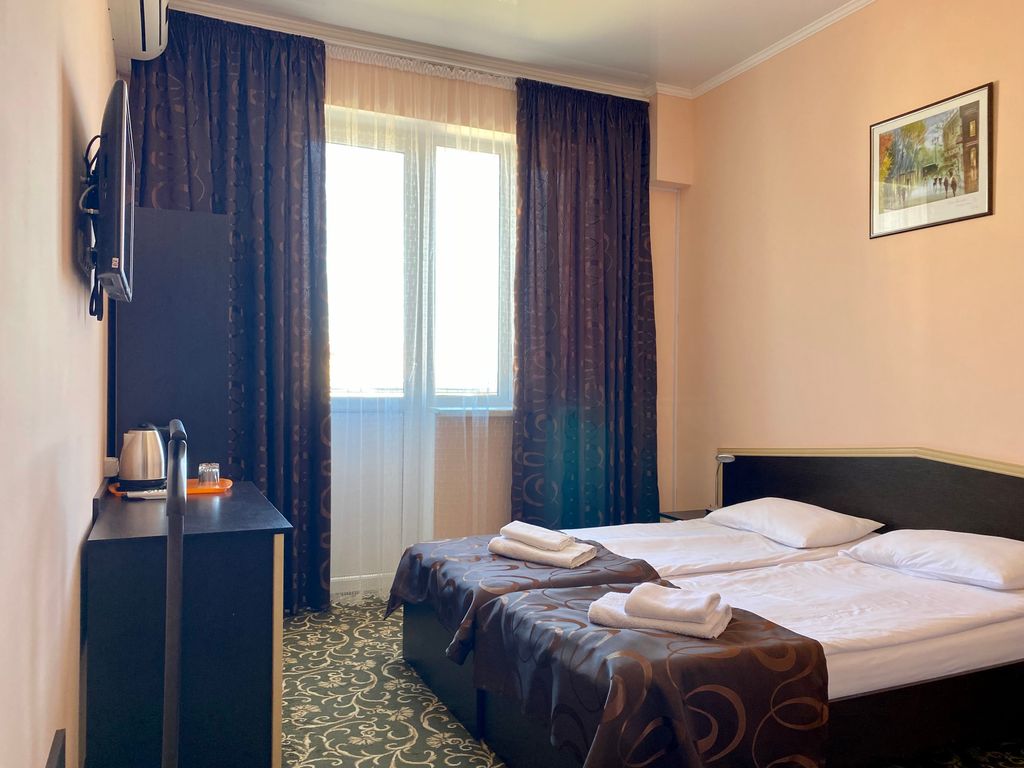 Савита — Двухместный номер с 1 кроватью стандарт категории (с балконом)