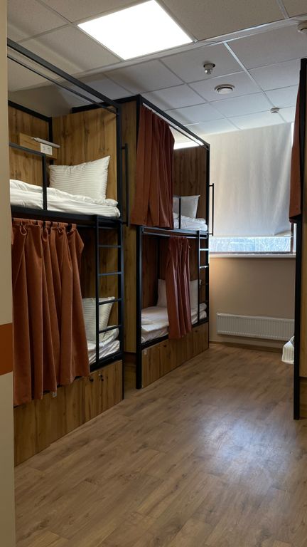 Центральный — Многоместный смешанный номер кровать (верхний ярус) 12-ти местный общий