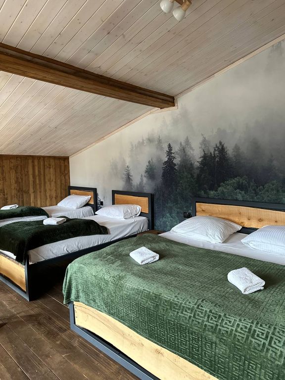 Tishina — Дом двухэтажный для 6 гостей Изумруд