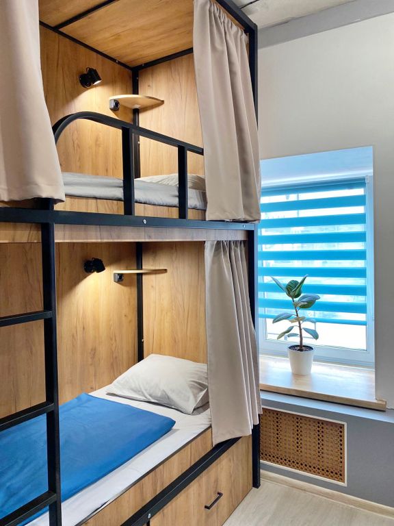 Kazan — Многоместный женский номер эконом (душ/туалет общий)