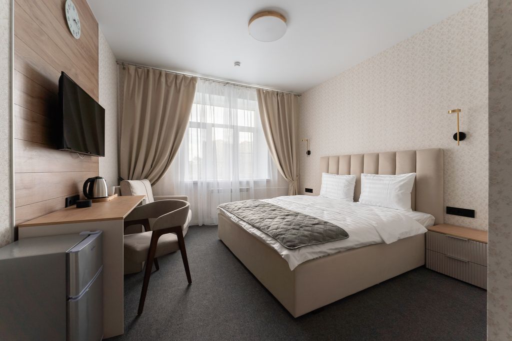 АйТи — Трёхместный номер улучшенный с видом на город