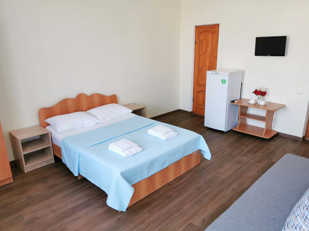 Семейный — Двухместный номер с 1 кроватью 13