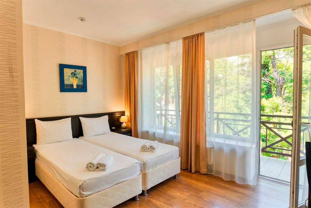 Грин Клаб — Двухместный номер с 1 кроватью стандарт