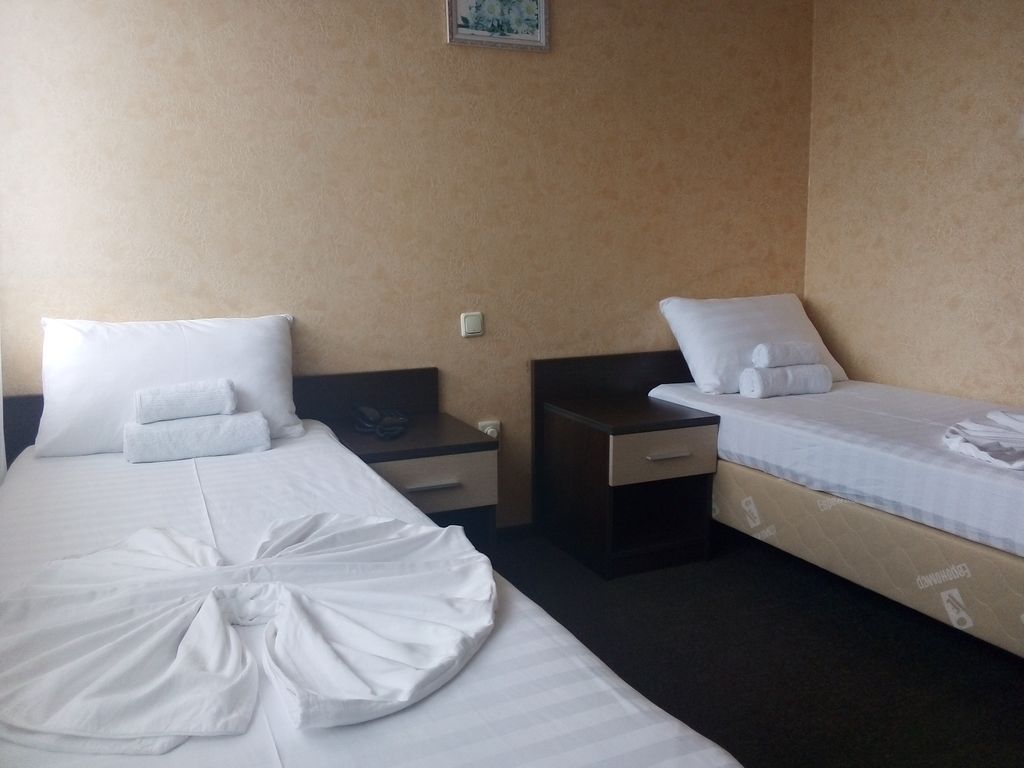 Санаторий Ширак — Двухместный номер с 2 отдельными кроватями улучшенный