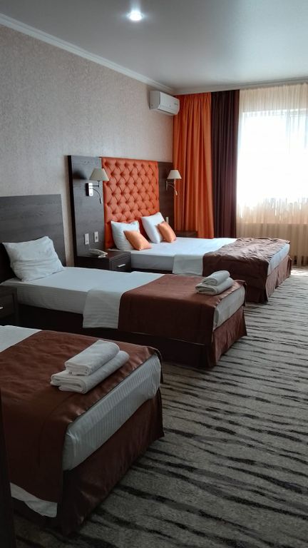 Ресторанно-гостиничный комплекс Облака — Семейный номер улучшенный