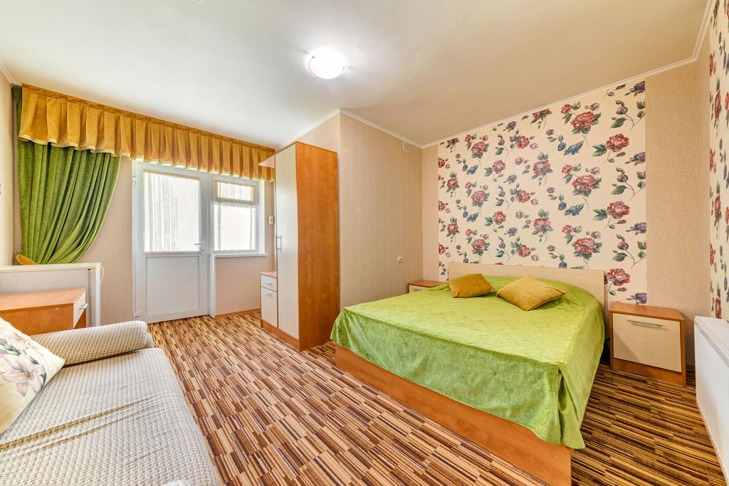 Белая лебедь — Четырёхместный номер улучшенный