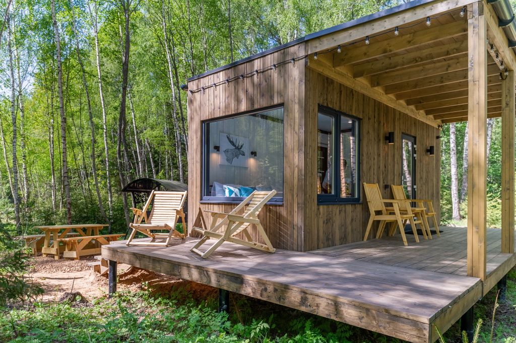 След Лося — Эко-дом Клён