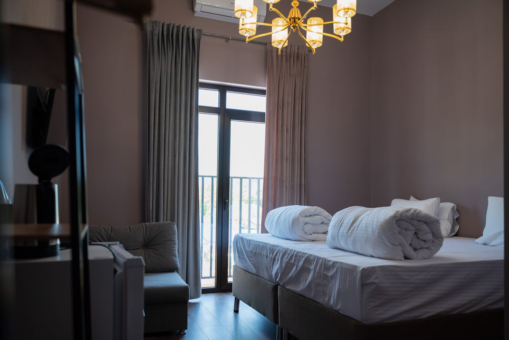 Августин — Двухместный номер с 1 кроватью улучшенный с балконом