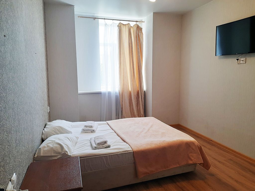 Азалия на Нариманова — Семейный номер двухкомнатный