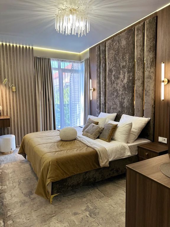 V2 — Двухместный номер с 1 кроватью Люкс с видом на горы и кроватью King Size Дюна