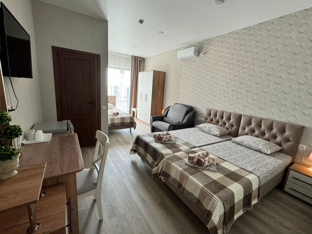 Капитан — Четырёхместный номер люкс с видом на море