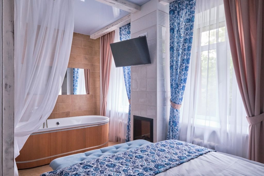 Морошка — Комната