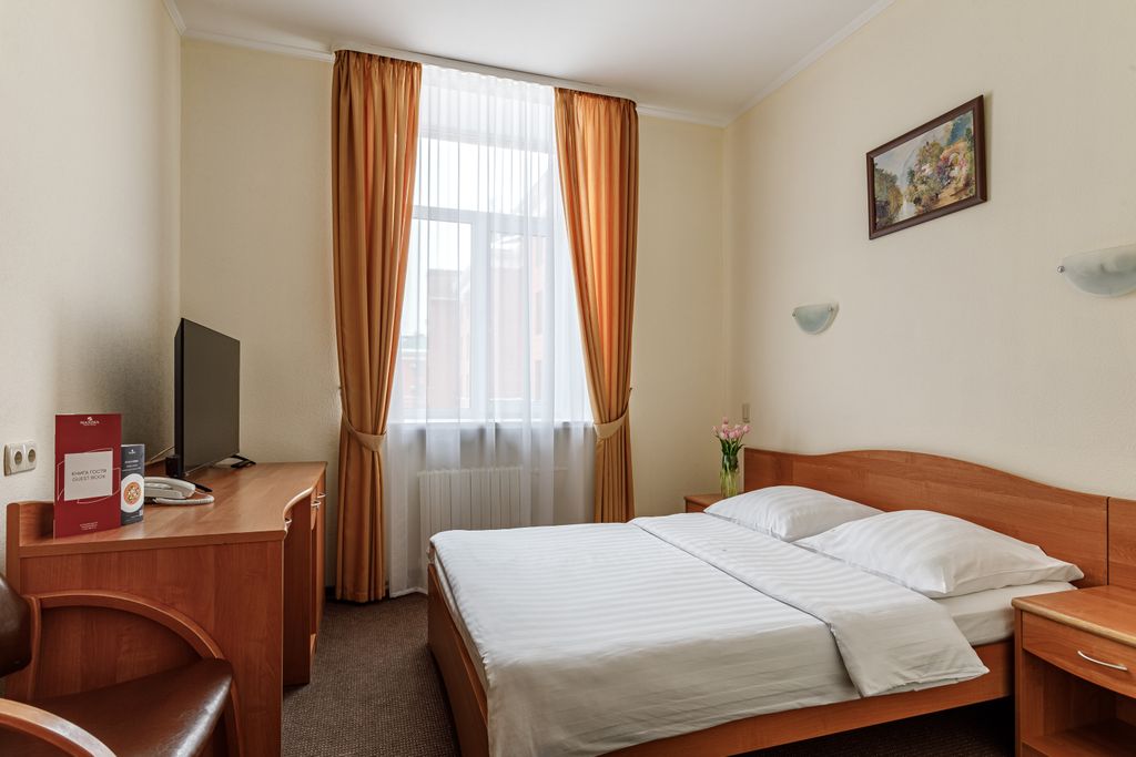 Максима Заря — Двухместный номер с 1 кроватью стандарт