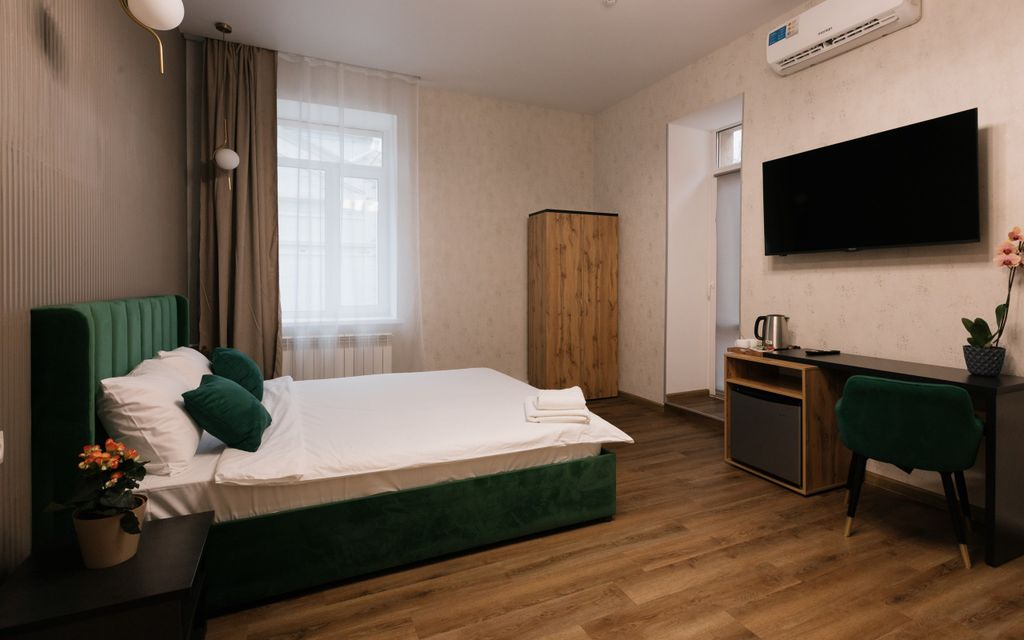 Diamond hotel — Семейный номер люкс