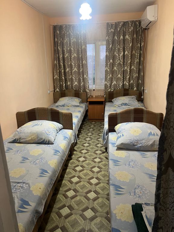 Феникс — Четырёхместный номер эконом с видом на море