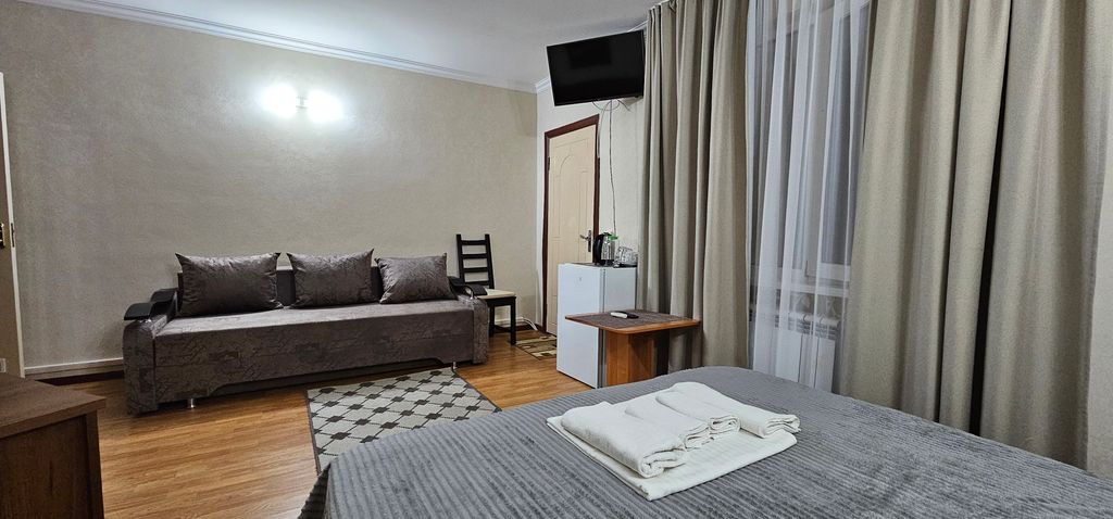 Жемчужина — Трёхместный номер стандарт