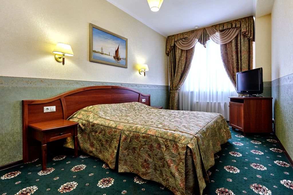 Партнер — Семейный номер люкс двухкомнатный (премиум)