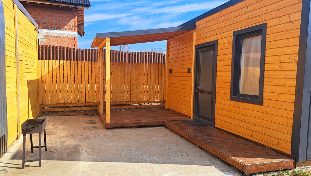 Янтарный Кедр — Четырёхместный номер улучшенный