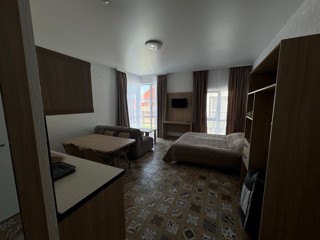 Жемчужина — Четырёхместный номер люкс с видом на море