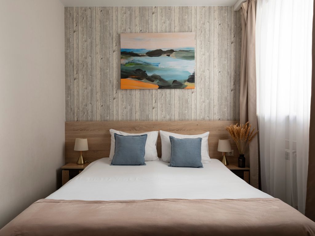 Norke Prime Китай-Город — Четырёхместный номер полулюкс с диваном