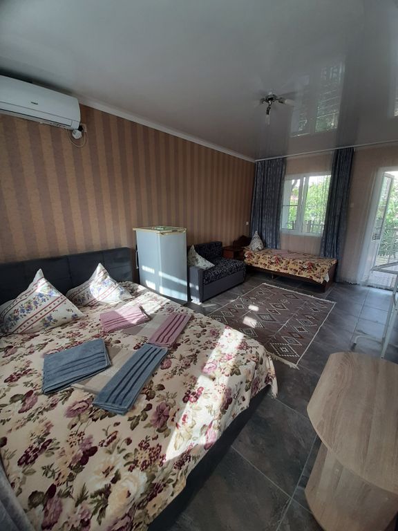 Надежда — Четырёхместный номер стандарт