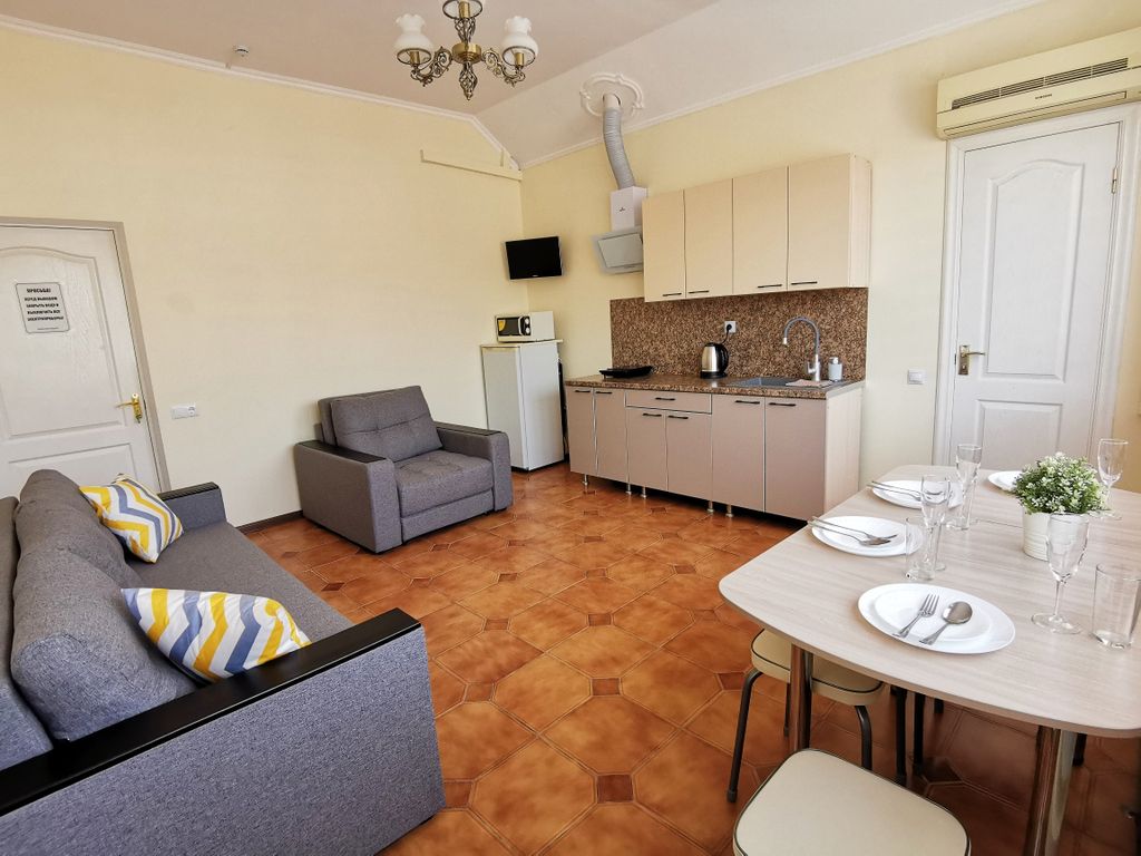 Семейный — Семейный номер с кухней