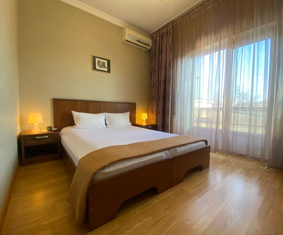 Арт отель — Двухместный номер с 1 кроватью стандарт улучшенный балкон