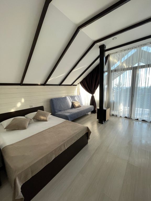 Валентина — Семейный номер с террасой